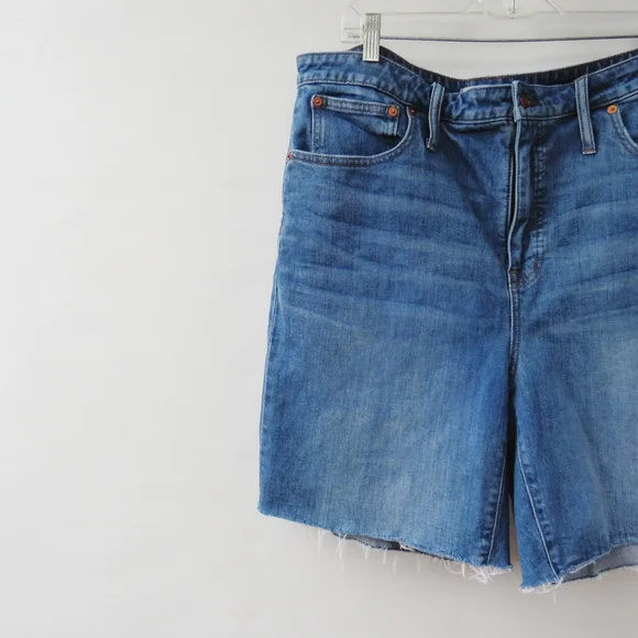 Madewell High Rise Denim Mid Length Shorts Size 33 - Picture 7 of 14